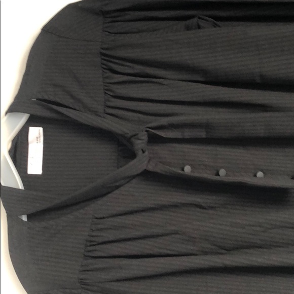 Black Blouse - Picture 2 of 2